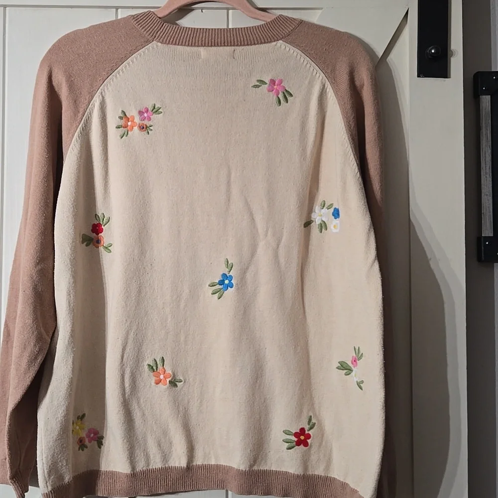 Roolee Embroidered Sweater AS IS - Picture 8 of 8